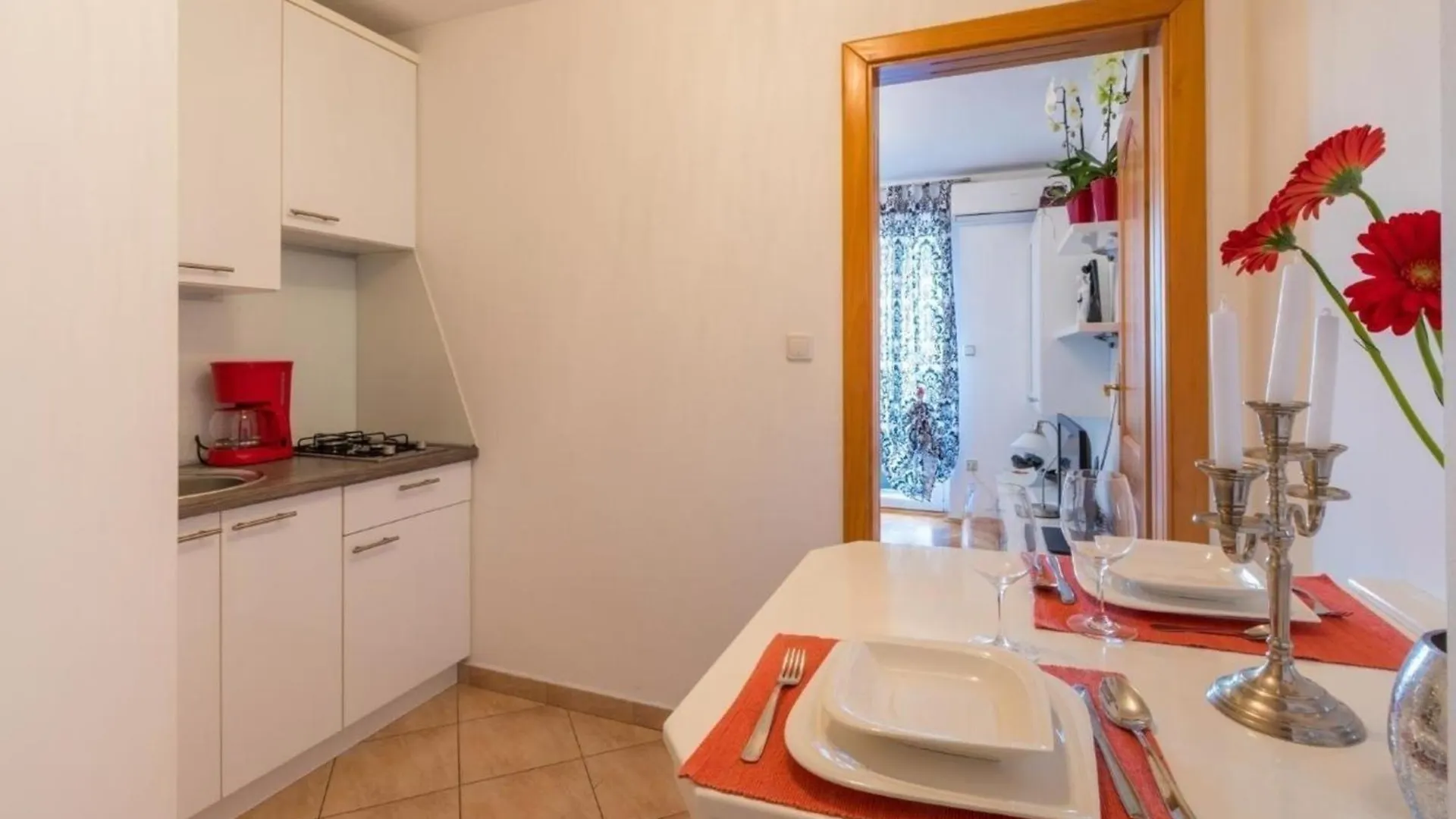 Schoene Wohnung In Crikvenica Mit Terrasse Und Gemeinschaftlichem Pool
